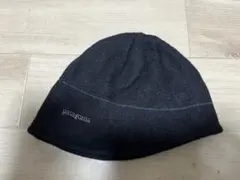 patagonia ブラック ビーニー