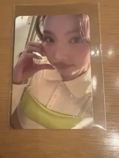 ナヨン　fwee トレカ