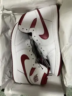 NIKE AIR JORDAN 1 HIGH ’85 “Burgundy”新品