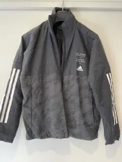 adidas アウター　ブラック系のサムネイル