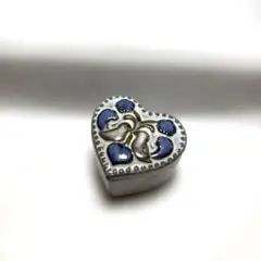 アクセサリーケース　蓋付き　陶器　ハート　小さい