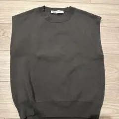 ZARA ノースリーブニット