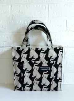 Item thumbnail for item b51b1a4b-1577-4c0f-8749-fdcd7d16fc22