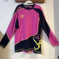 umbro フットサル・サッカー用長袖シャツ ピンク×ネイビー