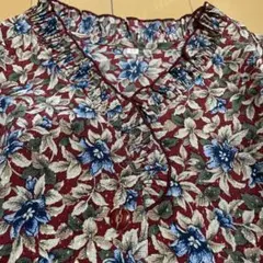 新品未使用　レディース長袖ブラウス　花柄　古着好きな方に