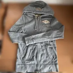 Hollister ホリスター　グレーパーカー