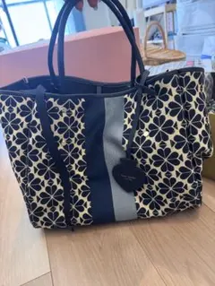 ケイトスペード フラワー柄ジャガード トートバッグ