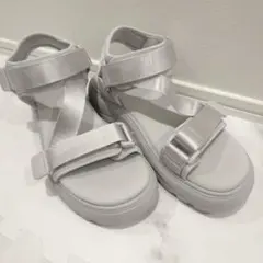 GU ボリュームソール サンダル グレー/シルバーのサムネイル