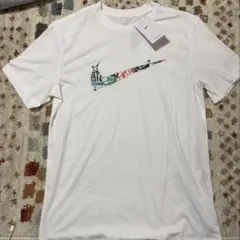 【新品タグ付き】Mサイズ　Nike カラフルロゴ Tシャツ ホワイト