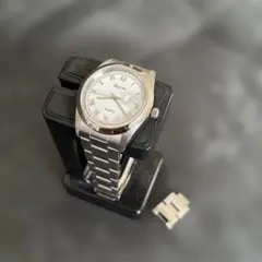 稼働　BULOVA ブローバ　クオーツ 腕時計のサムネイル