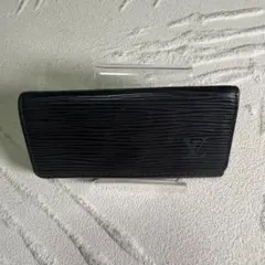 LOUIS VUITTON M63822 エピ ミュルティクレ4 キーケース