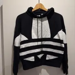 adidas パーカー ブラック ホワイト