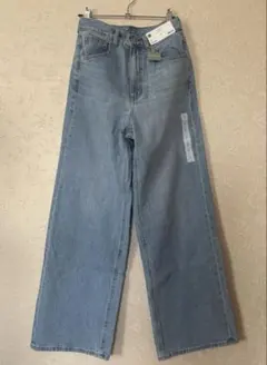 【新品】GU ハイウエスト　セミワイドジーンズ　Sサイズ