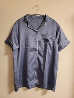 【GU】サテンパジャマ上下セット　ネイビー