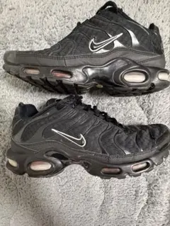 NIKE AIRMAX PLUS ブラック　美品のサムネイル