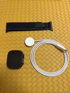 Apple Watch ultra2本体ブラック充電 ケーブルトレイルバンド付き
