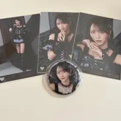 ＝LOVE 野口衣織　黒衣装　生写真　缶バッジまとめ売り