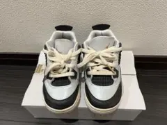 【値下げ致しました】Air Jordan キッズスニーカー　14センチ