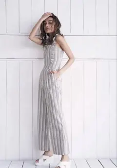 トゥーザシー　ストライプフリルオールインワン　レースアップ　リネン混