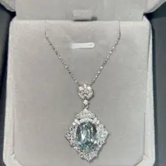 エレガントオーバルカットネックレス