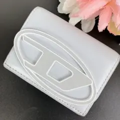 美品✨ディーゼル 三つ折り財布 X09887 Dロゴ　デカロゴ　本革 ブルー