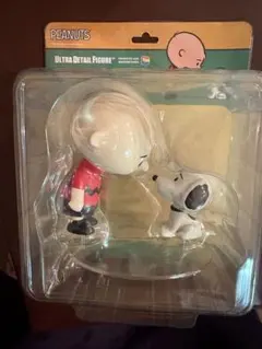 新品未開封　UDF PEANUTS チャーリー・ブラウン & スヌーピー