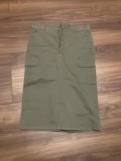GU カーキ タイトスカート L