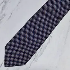 美品　Yves Saint Laurent　シルクネクタイ　ネイビー