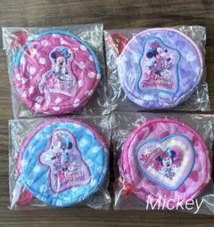 ディズニー　カプセルトイ　ミニーのファンダーランド　ミニポーチ コンプリート