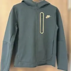 Nike テックフリースパーカー ジュニアLサイズ
