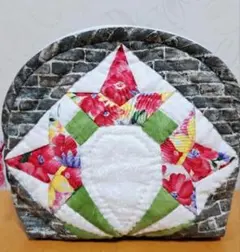 ハンドメイド　パッチワークポーチ　花パターン②