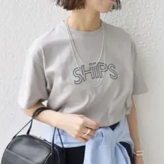【新品】SHIPS ラウンド プリント ロゴ TEE シルバーグレーのサムネイル