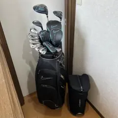 Item thumbnail for item 470f1670-7703-4fb5-8a49-640da19117ac