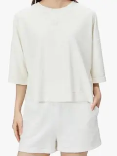 PUMA クロップドTシャツとショートパンツセット