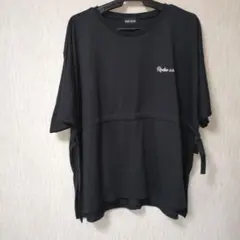 レディース　カットソー　黒色フリーサイズ