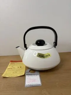 富士ホーロー★メロディーケトル 2.7L 白 未使用 ハニーウェア やかんのサムネイル
