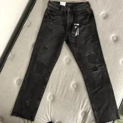 新品未使用　GUESS ダメージブラックデニムパンツ サイズ26