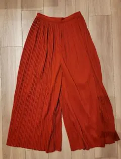 GU 赤 Sサイズ イージープリーツパラッツォパンツ