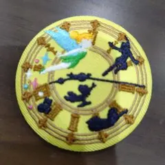 ディズニー　刺繍缶バッジ2　ピーターパン　ティンカーベル