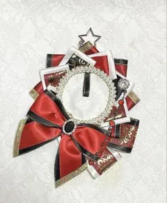 痛ロゼット　赤　黒　白　ゴールド　柄リボン