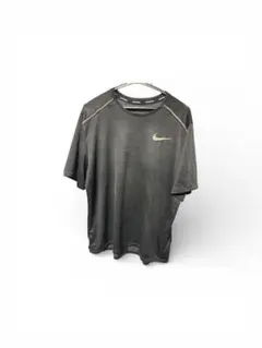 Nike ブラック ショートスリーブ Tシャツ