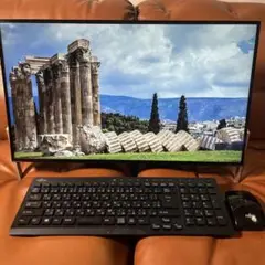美品　FUJITSU パソコン FMVF77B1W デスクトップ　2017