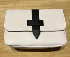 ★値下げ★Diptyqueカタール航空　アメニティポーチ