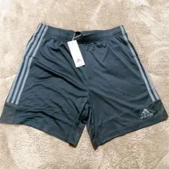 Item thumbnail for item ef87e384-8f77-4c28-b3fc-8bfc9c8fc993