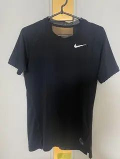NIKE 半袖Tシャツ　速乾　ブラック　ドライフィット　Мサイズのサムネイル