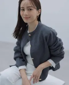 anuans 【ZOZO限定】オリジナルボタンノーカラーニットジャケット グレー