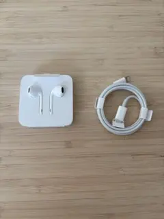 【純正】iPhone 11 Pro付属品（Ear Pods）など