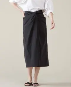 ⭐︎タグ付き新品⭐︎雑誌掲載！martinique ツイストタイトスカート