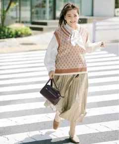 美品☆eur3ラファーファ野呂佳代着用ニットベスト大きいサイズ１（15〜17号）