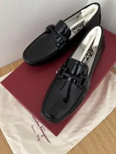 2025年最新】Salvatore Ferragamo レディース ローファー・革靴